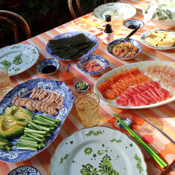 Temaki Sushi Spread  (手巻き寿司)